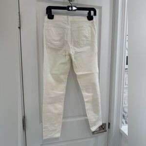 JCrew Toothpick size 25 ankle cream color corduroy pants. Great Condition.